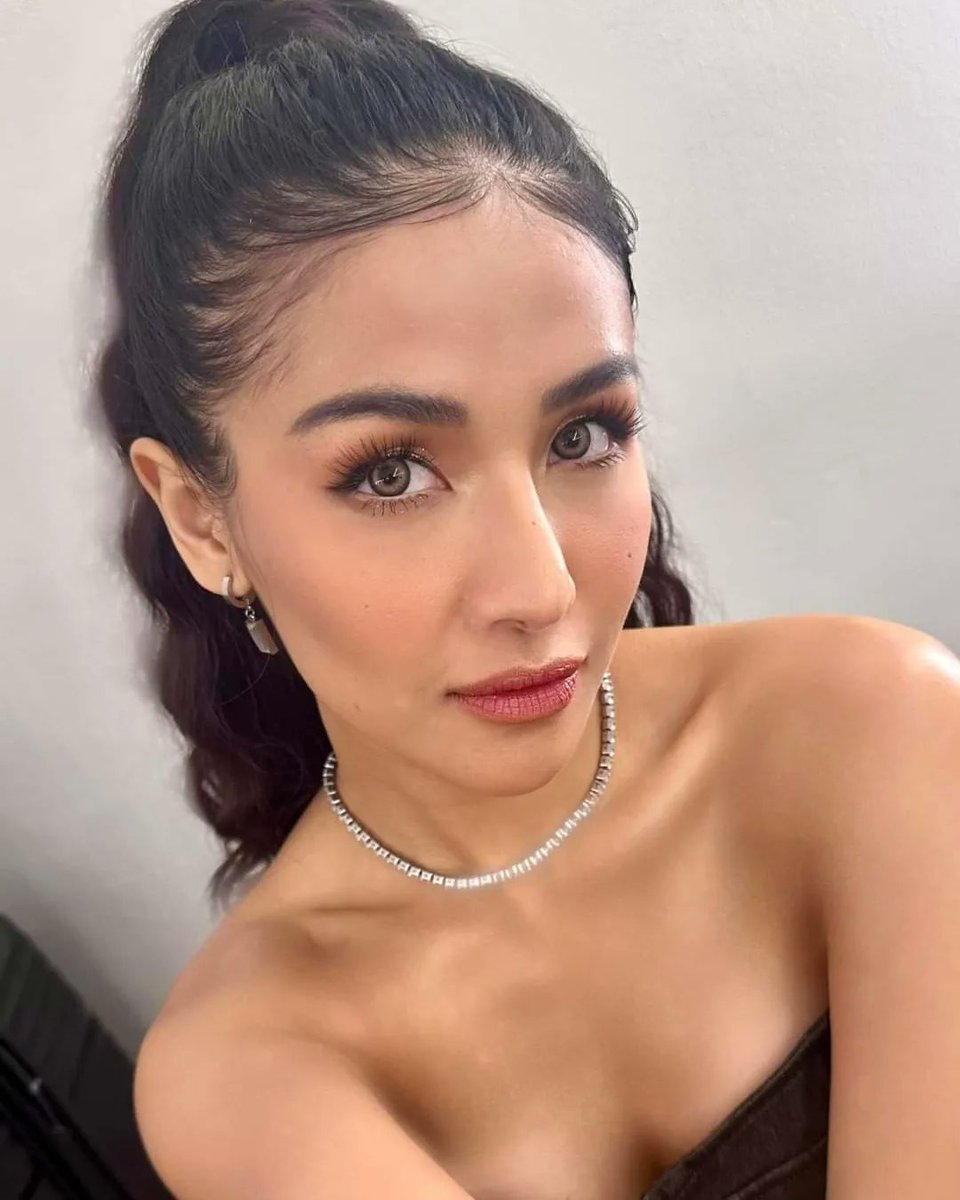 Ms. Sanya Lopez ✨

For alloutsundays
#aosalloutsundayppop

Hmua: Tin Suan
Ig: Makeupbytin.s

Thank you for always trusting me sir Frank Millari godbless po happy easter ❤️✨

#freshlook #makeupartist #SanyaLopez #ThankYouLord #hairandmakeup
Repostfrom:tinsuann
@sanya_lopez