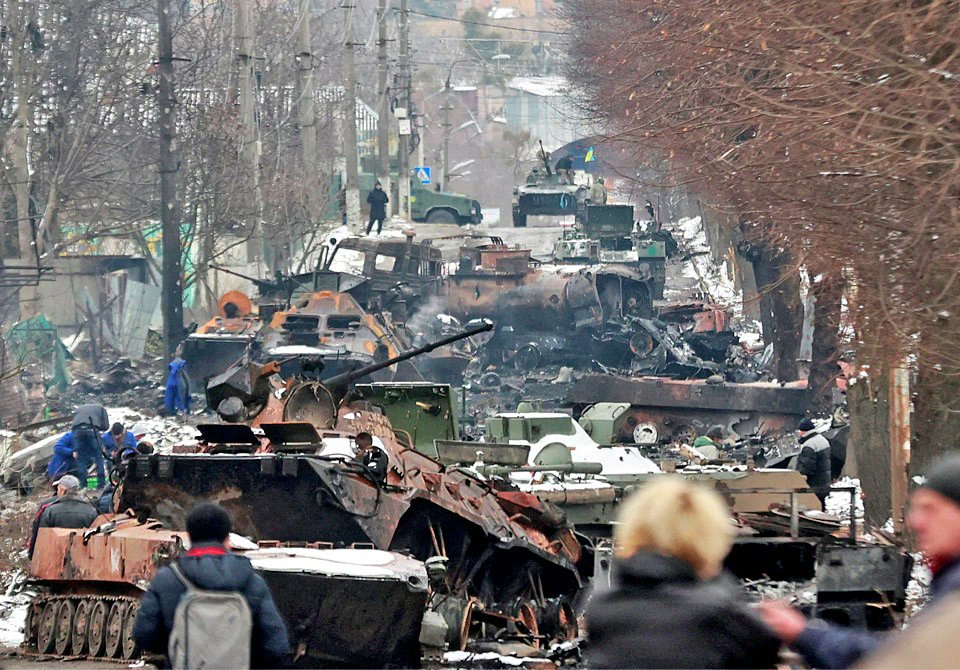 OTD 2 years ago, Ukrainian armed forces liberated Bucha. russians had turned a cozy town of 55,000 residents into a massacre scene, killing 461 people by shooting, torture, rape, or hanging. In total, occupiers murdered more than 1,400 Ukrainians in the Bucha region. Never forget