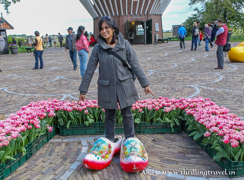 Get ready to be transported to a wonderland of floral fantasy! Keukenhof 2024 is all set to sprinkle its magic with vibrant tulips and enchanting theme gardens. Plan your visit now with this guide - buff.ly/3RPOaIH #ThrillingTravel #ttot #TravelGuide