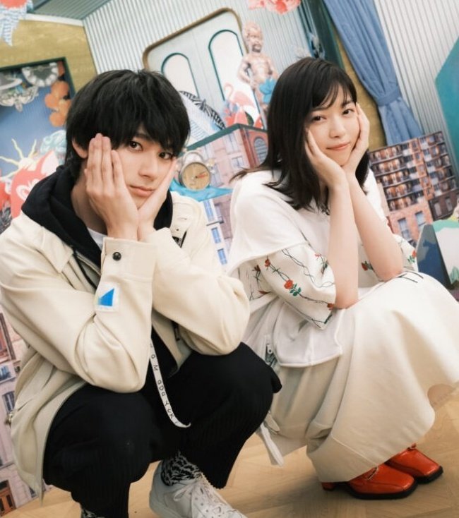 cloverblossoms_'s tweet photo. Yamada Yuki (33) and Nishino Nanase (29) announce their marriage.

They share same hobbies like playing games, watching movies, traveling, and interacting with animals. 

Both met at NHK LIFE and co-starring in NTV drama "Hakozume" in 2021.

https://t.co/KlqOXqJbDu https://t.co/NT06Hms4aK