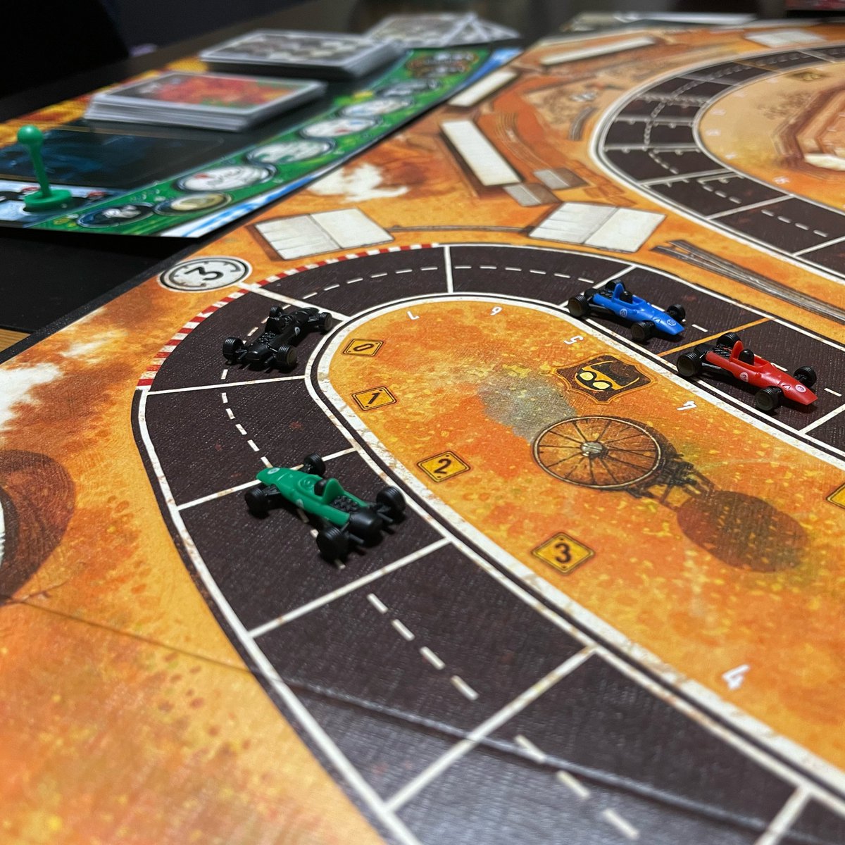 acheache's tweet image. Чё делаете? Опять ираете?! Вы чё реально дети малые??? :) Дя-дя-дя! #ПаксПамир #Корни #ОстровДухов #ГонкаЖараНаТрассе