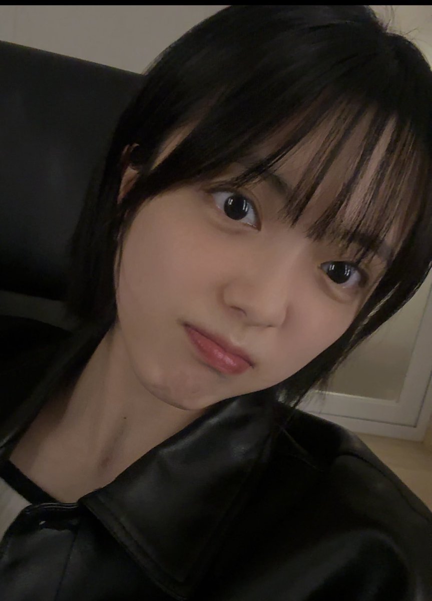 나는 점심으로 토스트를 먹을 예정이다!
키링들은 무엇을 먹었는가?
키링들은 오늘 하루를 잘 보낼 준비가 되어있는가?

#지수연 #☁️