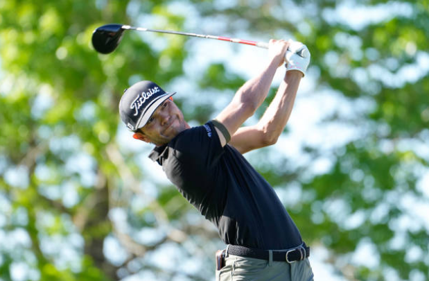 GEBDeportes's tweet photo. 🏌️♀️#Golf #PGATour #TCHoustonOpen #DatoGEB
En un mal día para los mexicanos, Raúl Pereda cayó al sitio 56°, mientras que Emilio González lo hizo al 75°, durante la 3° ronda del Texas Children's Houston Open.
La última ronda iniciará con 5 golfistas compartiendo el liderato. https://t.co/5aNhWTOLzQ