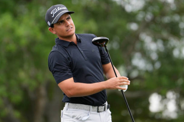 GEBDeportes's tweet photo. 🏌️♀️#Golf #PGATour #TCHoustonOpen #DatoGEB
En un mal día para los mexicanos, Raúl Pereda cayó al sitio 56°, mientras que Emilio González lo hizo al 75°, durante la 3° ronda del Texas Children's Houston Open.
La última ronda iniciará con 5 golfistas compartiendo el liderato. https://t.co/5aNhWTOLzQ