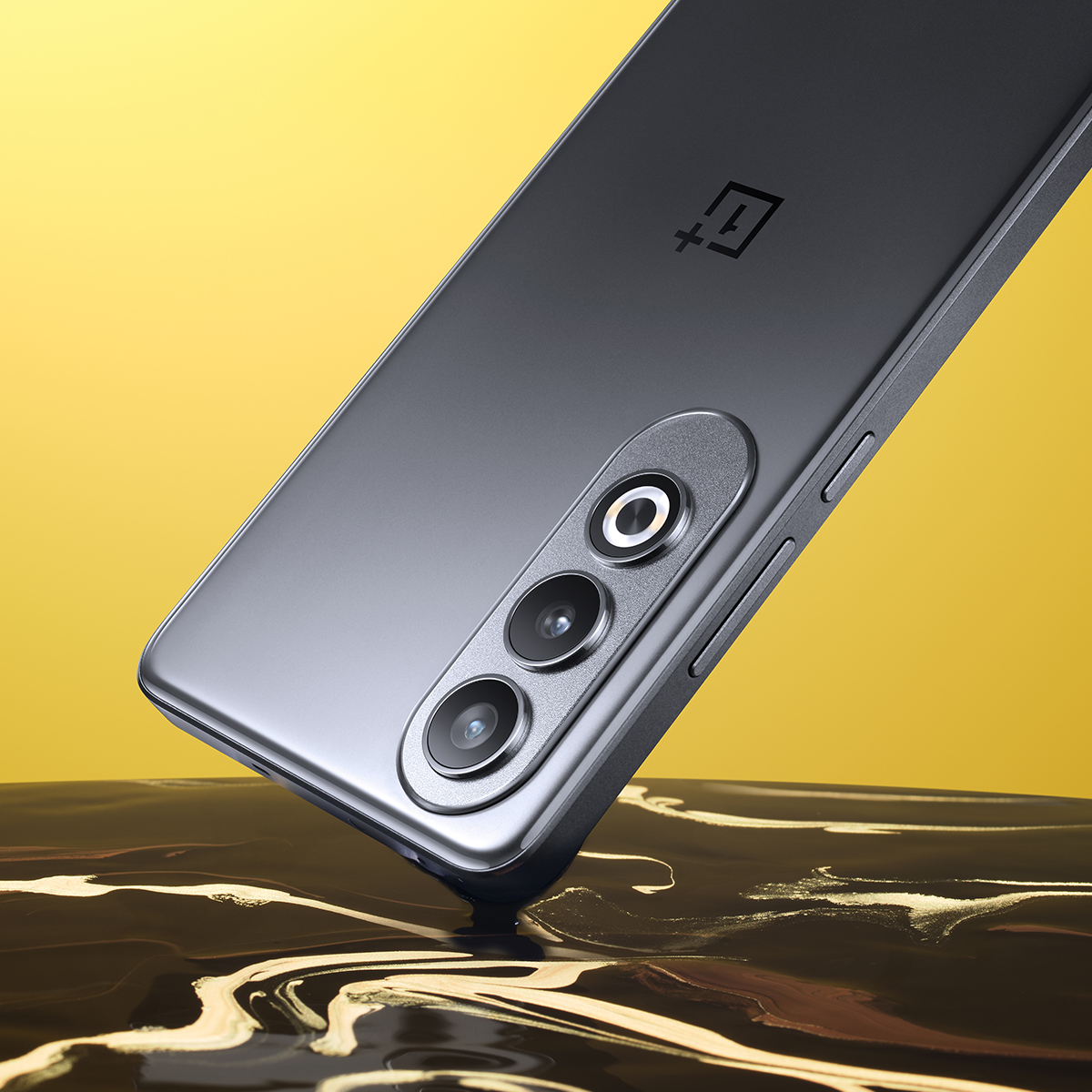 OnePlus Nord CE4 first sale with huge offers