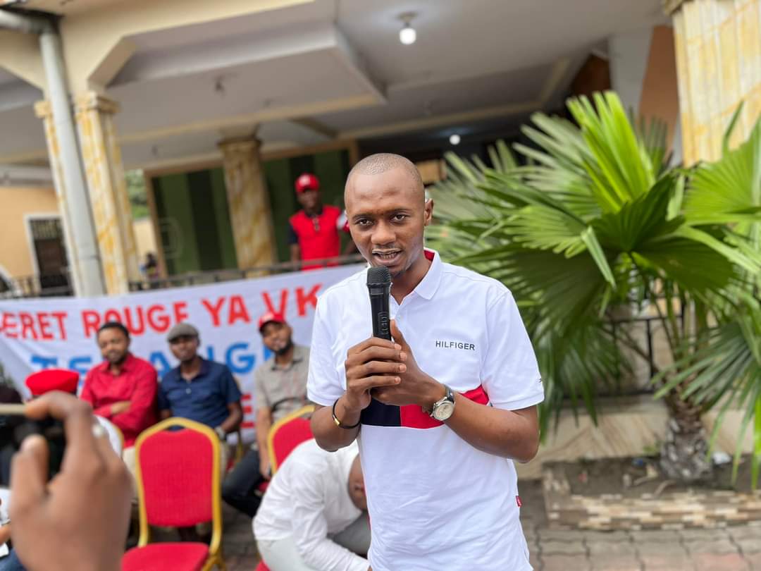ErickEdiho's tweet photo. Joyeux anniversaire 🎂#Mr L''ADM @RemyBongungu q mes vœux les plus sincères vous apportent le bonheur.
Botama elamu #Mokonzi. https://t.co/4D3VRAr3Wd