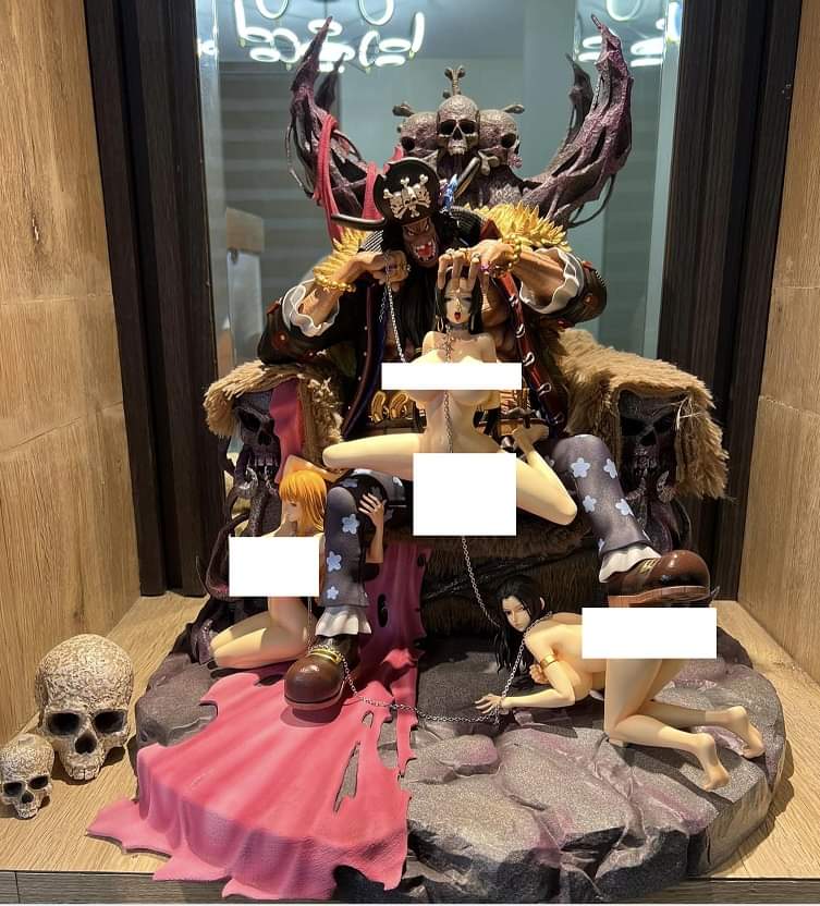 Apparently, this Marshall D. Teach pop resin figure exists (by