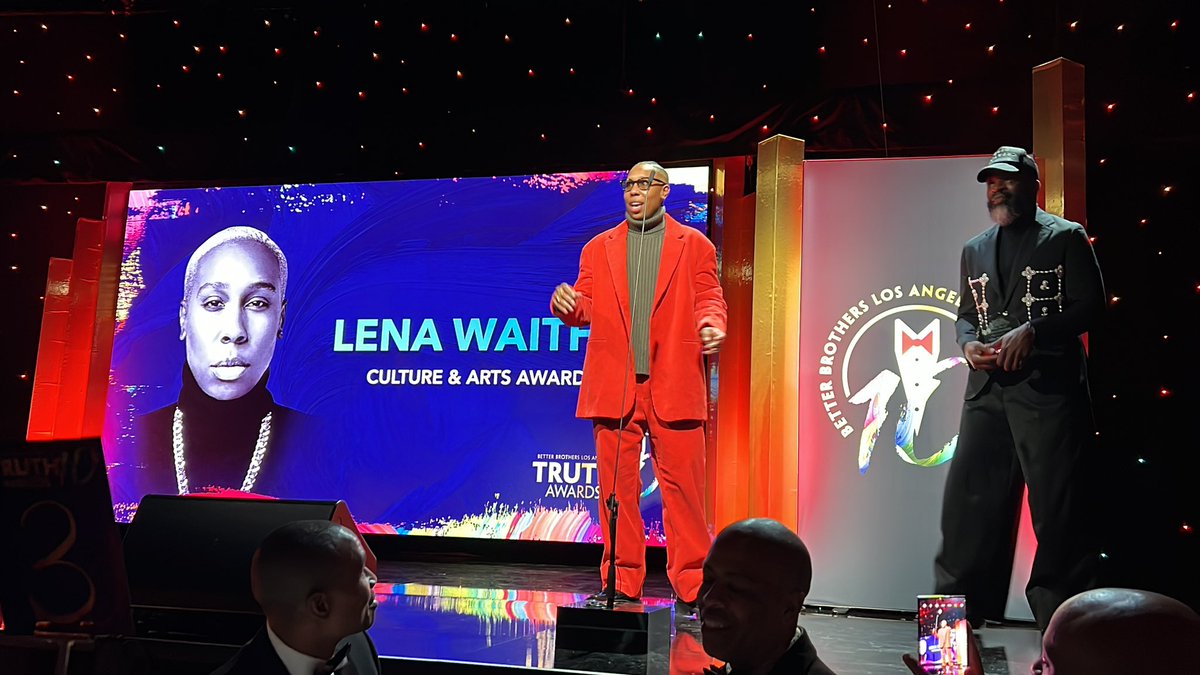 “Be in community with FREE PEOPLE… because when you’re with FREE PEOPLE you find yourself getting FREE, too.” — @lenawaithe #TruthAwards