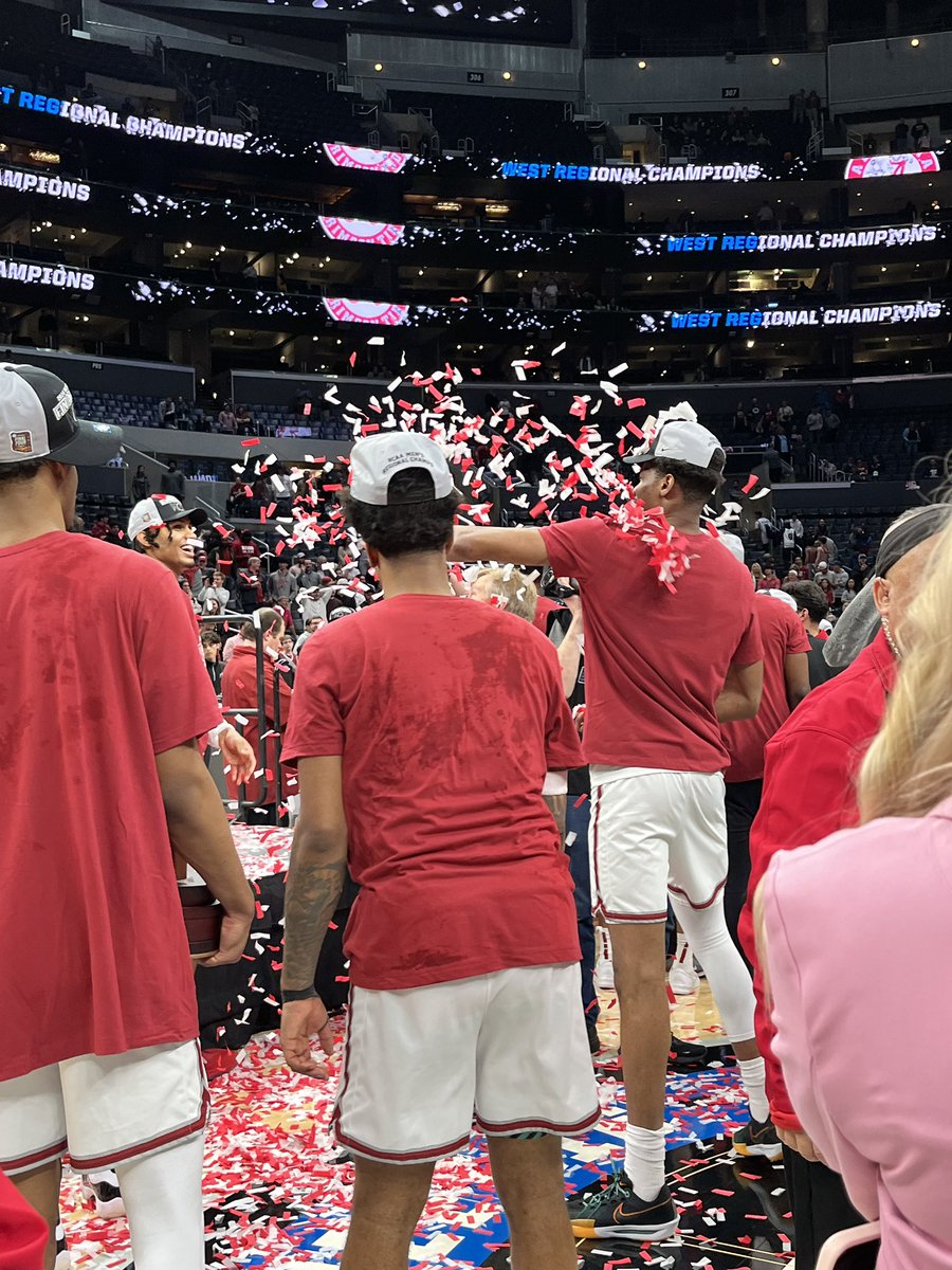 DalanieRTodd's tweet photo. 2024 West Regional Champs @AlabamaMBB 

#CrimsonTide 
#AlabamaBasketball
#MarchMadness 
#NCAAMarchMadness 
#NCAATournament https://t.co/36Madzt0T3