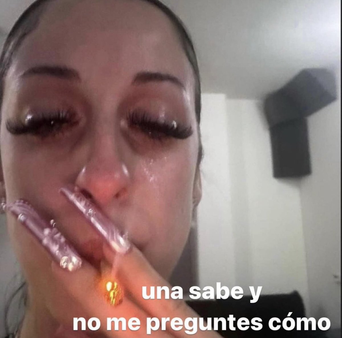 triste y con ganas de morirme ☹︎ (@cxrrly) on Twitter photo 