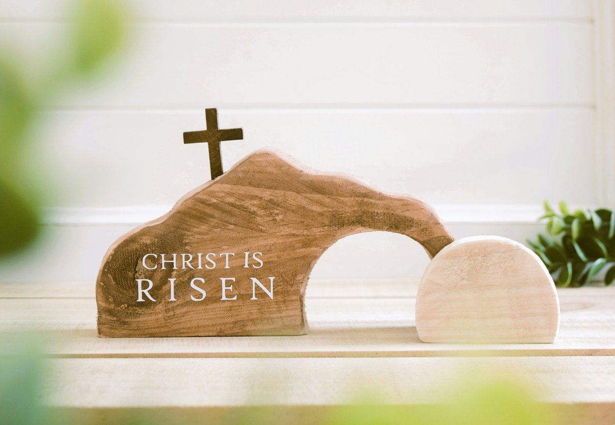 Wishing all my friends a happy and blessed Easter

(Image by Ch P on Unspĺash)