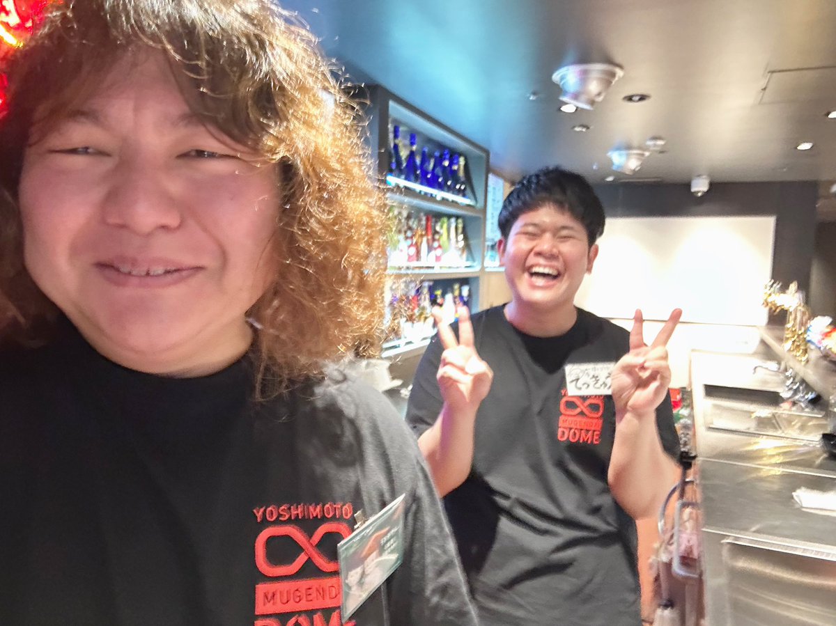 3/31ドームカフェＯＰＥＮ🌈

本日のクルーは
ランデヴー西川ひろき
マーブルB加藤てっきゅう

CL21時半となっております！

ひろきは通し、てっきゅうは17時までおります。

ホールでは年に1度の激闘ムゲンダイチャンピオンシップが行われてます！ぜひ7Fドームカフェにも遊びに来てください！