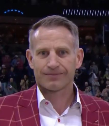 Sidelines - Bama tweet media