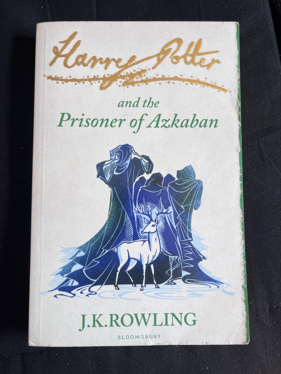 hey booktwt can someone tell me if this book has any spice in it please