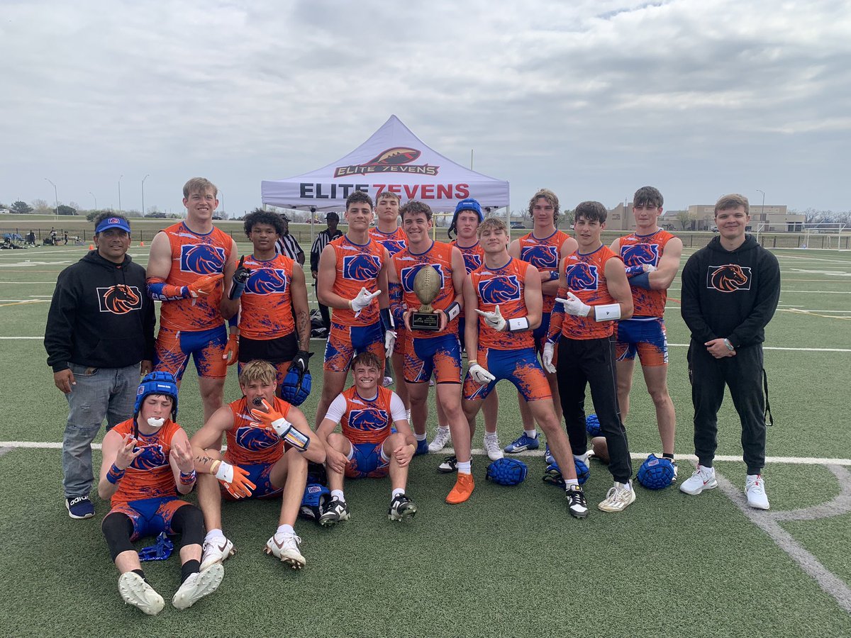 KansasColts's tweet photo. Wichita Shootout 18u Champions 🏆 https://t.co/uTfTpyicD4
