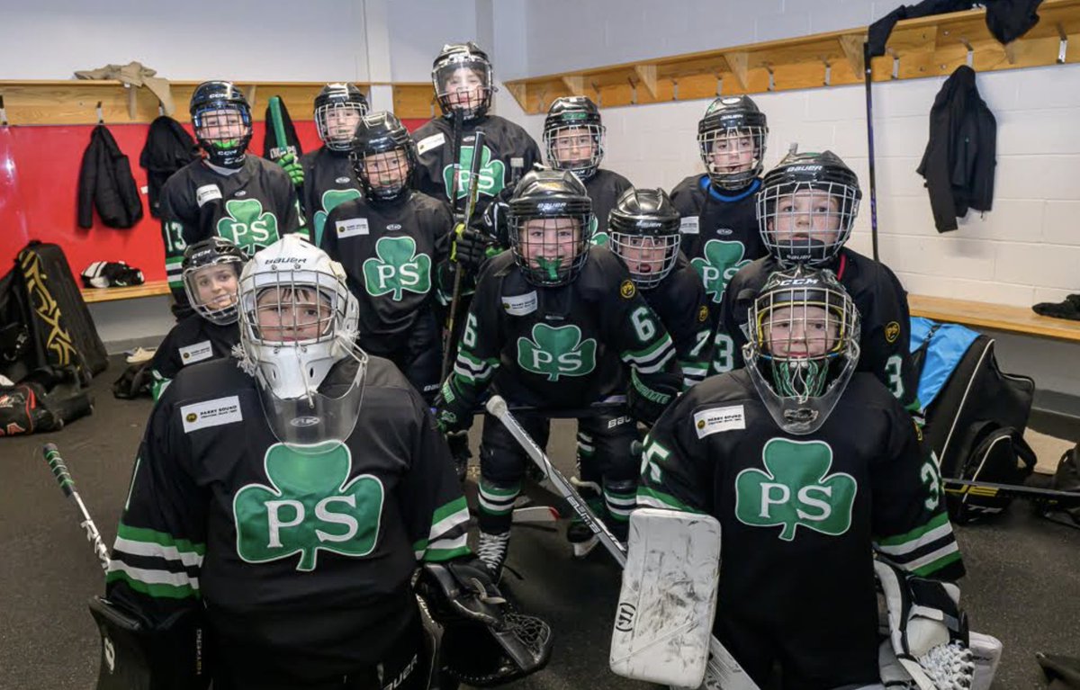 ClubWps's tweet photo. Hometown Pride: A Capacity Crowd Cheers On!
🏒A thrilling game as Toronto Maple Leafs Alumni faced off against Parry Sound Shamrocks! 
🏒A full house, electrifying atmosphere, &amp; community pride made it unforgettable. 
🏒Thanks to all who joined and made it special. #HockeyDayPS https://t.co/36F6VMWxZy