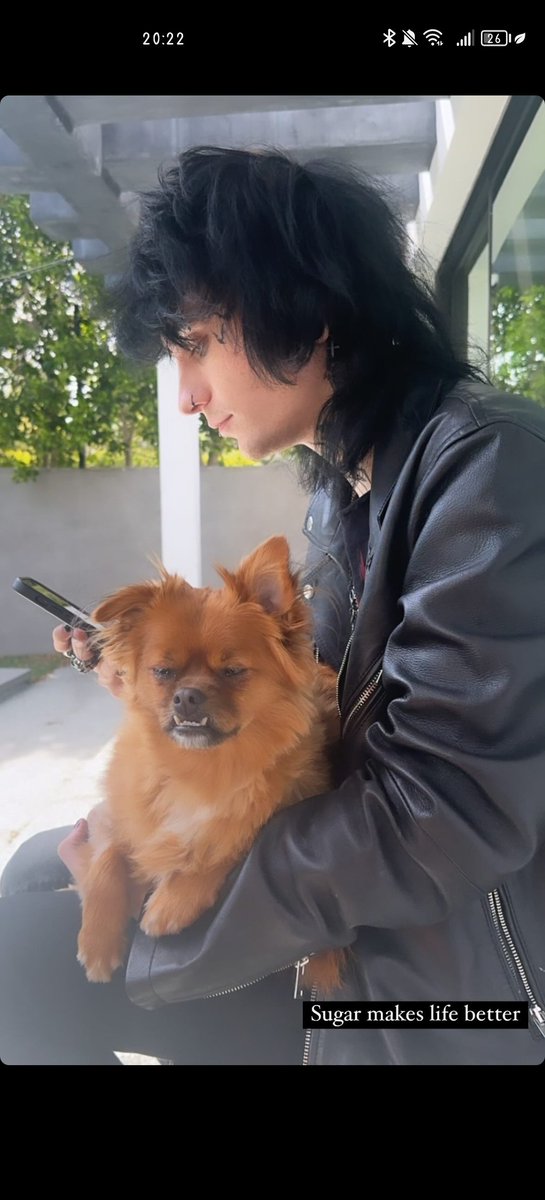 Li333_'s tweet photo. Johnnie being the best uncle https://t.co/7E8oPGUWOU