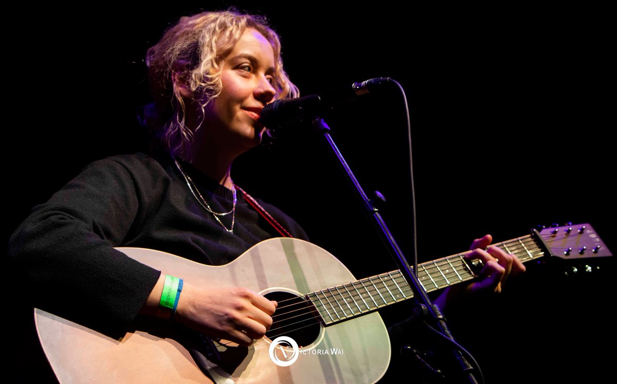 Act 9 of the day was tight one but I made it work & was greeted to a very silent mesmerised crowd as @tkasg had @lizziereidmusic on bill at @arcstockton 2. Lizzie was this glow about her and it shines in her performance. I must say @andytkasg never misses as that was stunning💞