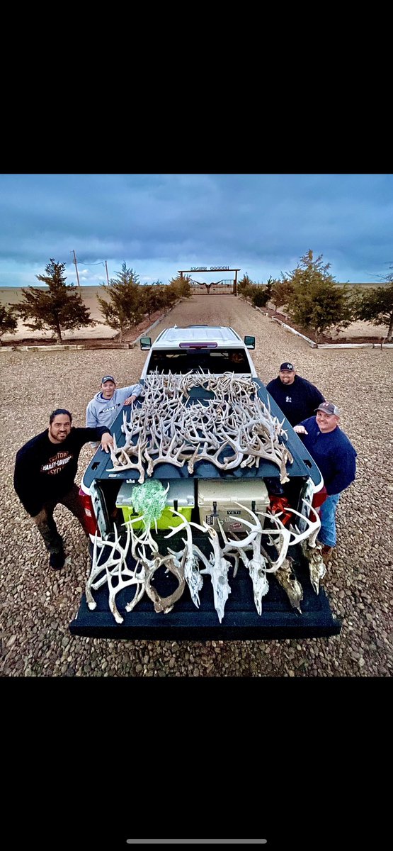 Flashback to best shed hunt ever for us. 218 sheds and dead heads in 3 days. Kansas !!. @whitetailproperties @petealfano74 @buffalonickellodge #shedrally #schmeck