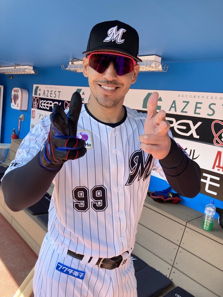 頑張りましょー！」とポーズを決めてくれた #ネフタリ・ソト 選手