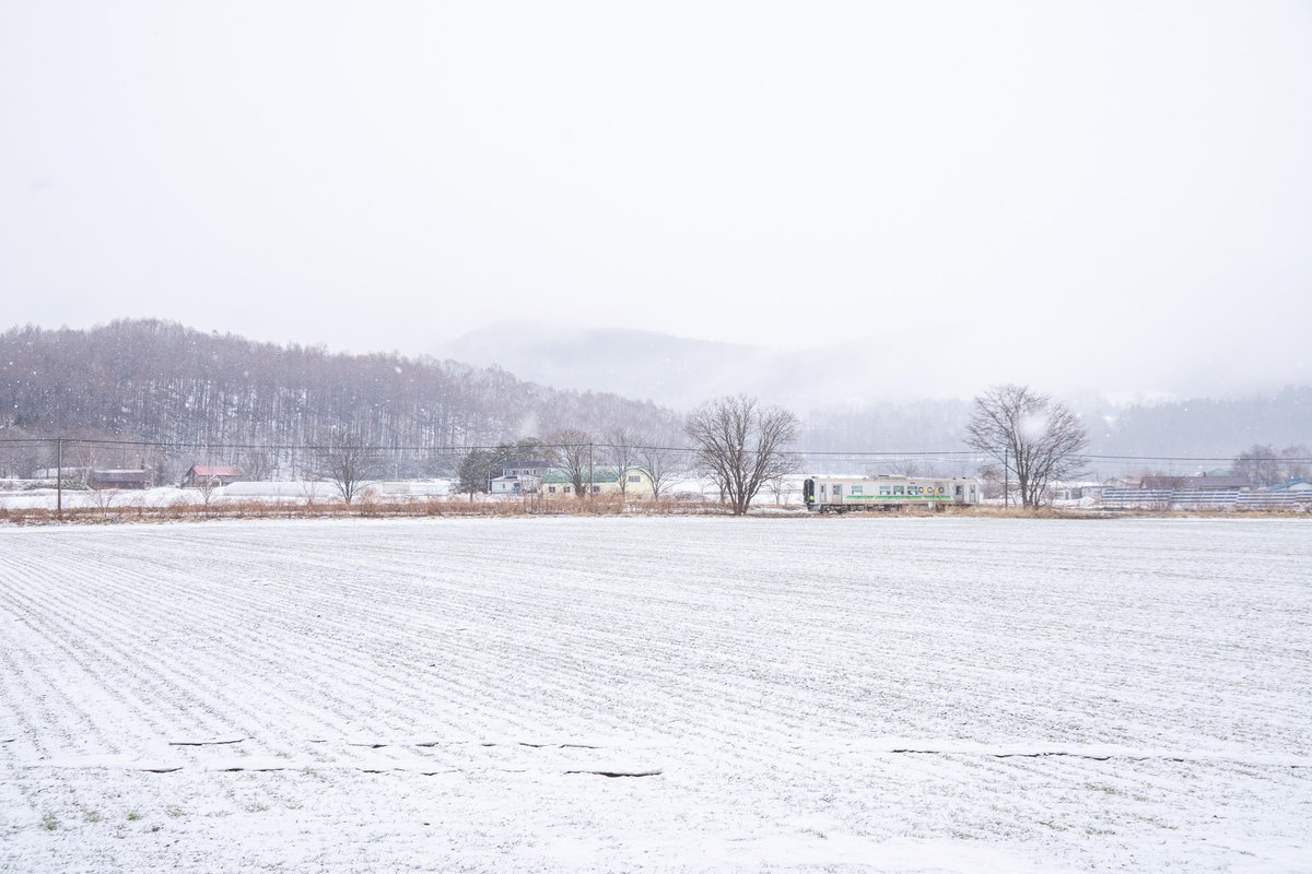 今朝は雪でした⛄ #石北本線 ＃H100