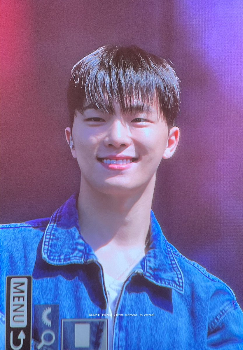 polcazone's tweet photo. lee chan pogi! https://t.co/11tT1QMpQP
