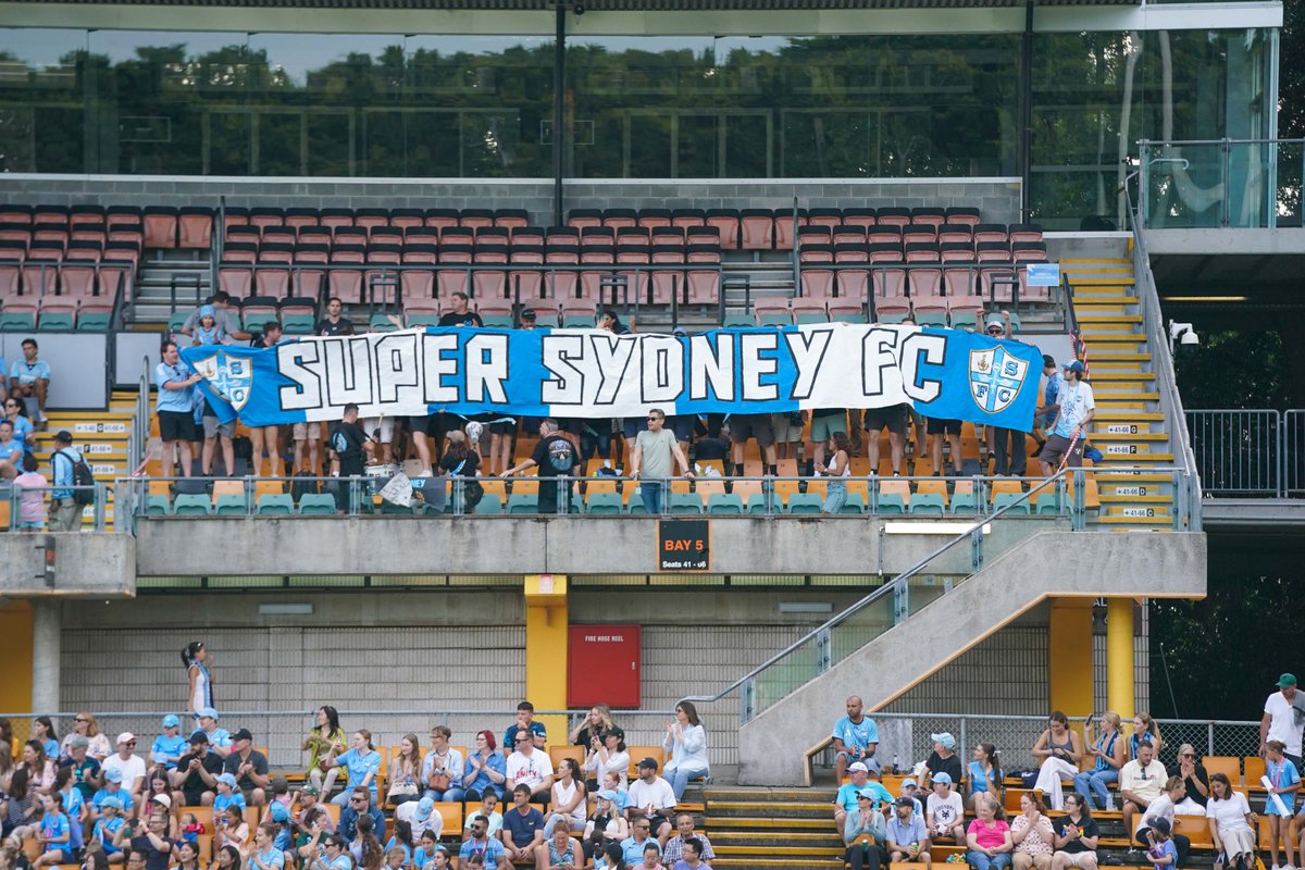 SydneyFC's tweet image. The Cove have brought the noise today 🔊

#SydneyIsSkyBlue | #SYDvMVC | 📸 @jamcas50