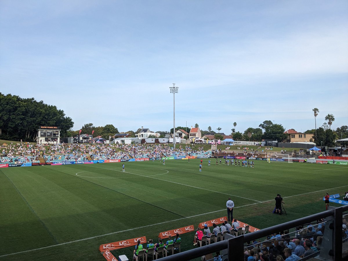 battledinosaur's tweet image. epic crowd at Leichhardt Oval for the #BigBlue Dub Premiership decider 🤩🤩🤩 #SYDvMVC