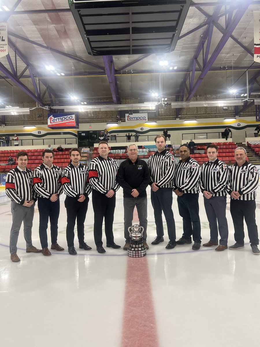 BCHockey Officiating Coach Ross Campbell leads the ‘Great 8’ group of 2024 Coy Cup BCHockey Officials inside Hap Parker Arena in Powell River. #morethandroppingpucks #bchockeychampionships