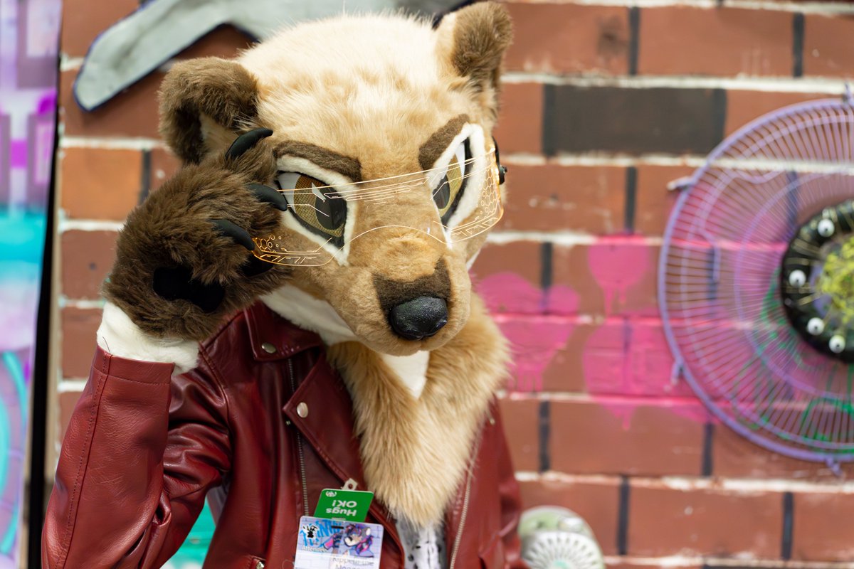 🦊: <a href="/Kippefir/">Kippefir🔜AC,AWU,FM,AFC</a>
🧵: <a href="/AnimagusStudios/">☘️Animagus Studios☘️Dealer @ LIFC 2025</a>
📷: @keeewiiii

#furryfiesta #TFF2024 #furries #fursuit