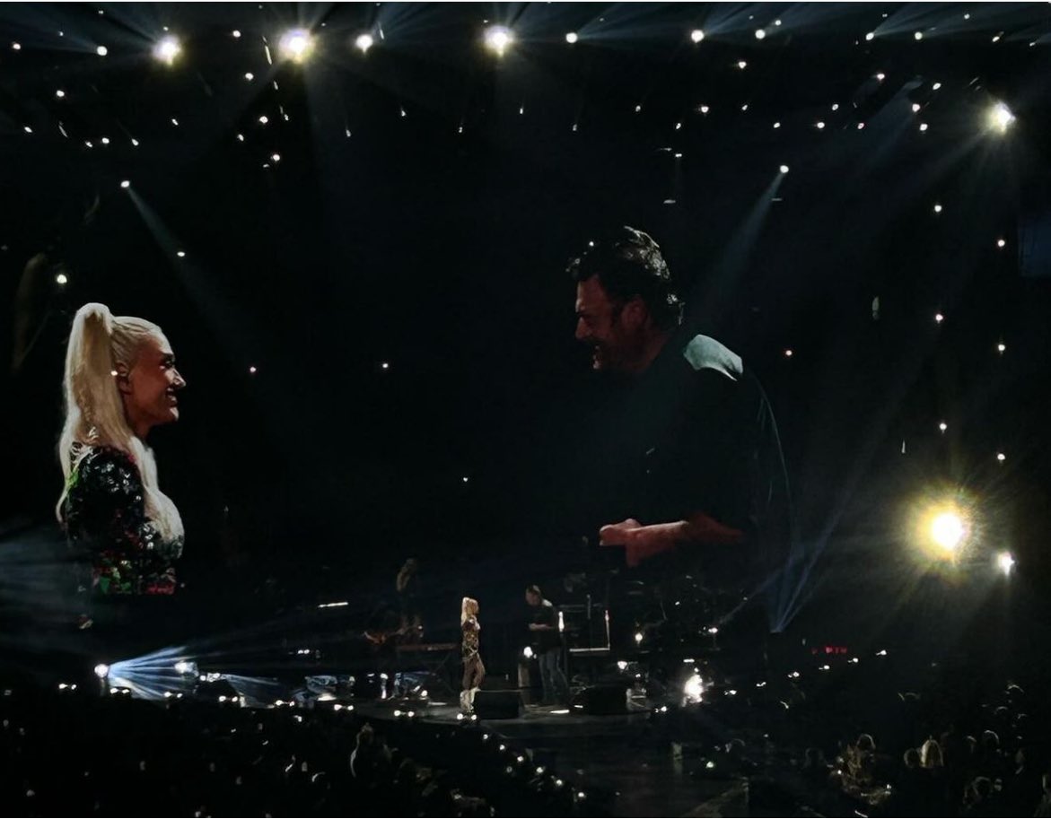forgwenandblake's tweet photo. What’s a soulmate ? THEM
@blakeshelton @gwenstefani
#bstulsa https://t.co/gQ681wCnTr