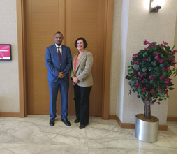 As part of her mission to Somalia, @FAO Deputy Director-General @BethBechdol met with the Minister of @MoLFR_SO H.E Mr. @HassanEeley They underscored shared priorities: #livestock, #forestry, rangeland management & One Health for #sustainable food value chain development.