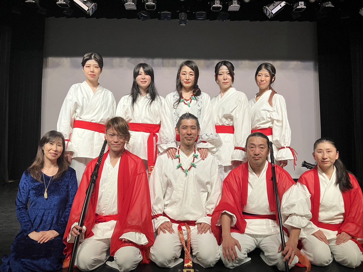 yaoyorozumikoto's tweet photo. 【御礼】
昨日、 #八百万之命 お披露目の舞台となる
#太刀華祭 が無事に終演いたしました。
ご来場・ご視聴いただきました皆さま、誠にありがとうございました。
引き続き4/14(日)までアーカイブ配信がございます。
映像でも是非、お楽しみくださいませ。

https://t.co/hT9krrUJAx https://t.co/vKgpxC8XGg