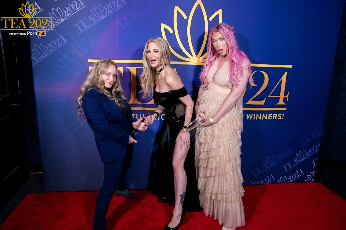 Grooby Announces Winners for 2024 TEA Awards See the Post ► altporn.net/news/2024/03/3… Featuring: @TGEroticaAwards @antifabussy @AidenStarr @RobinCoffins @SarinaHavok @korradelrio @AUBREYKATEXXX @Sydney_Screams @ArielDemure