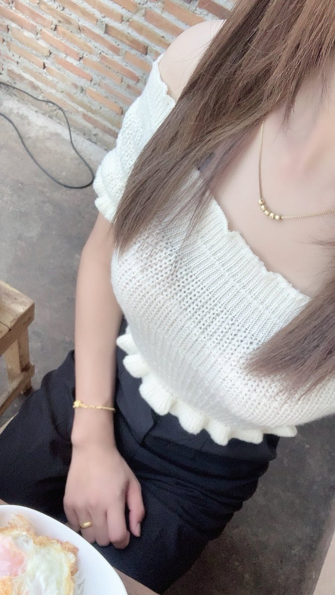 สงกรานต์นี้อยากเล่นน้ำห้องเธอ🥵💦