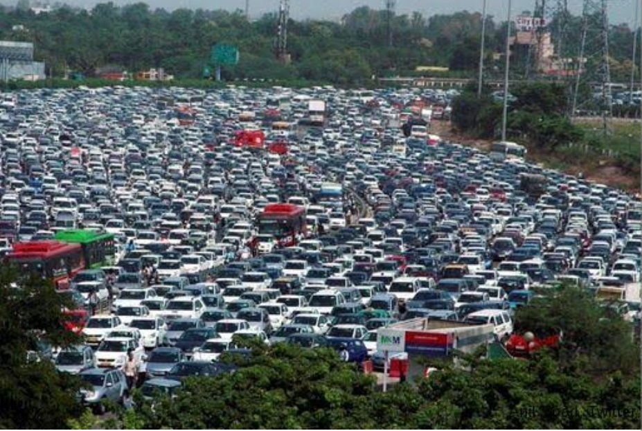 पूरी दिल्ली में ट्रैफिक जाम !

#RamlilaMaidan #Maharally #KejriwalKingPin