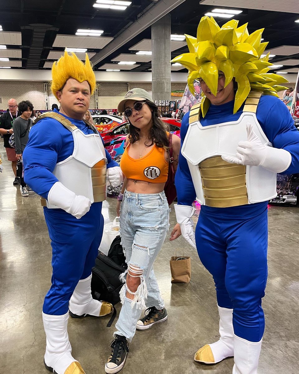 Kawaii Kon was a blast. Slightly bummed my outfit didn’t come in on time, but I still had fun—and I think it’s safe to say that I’ve got the crave to start cosplaying again!