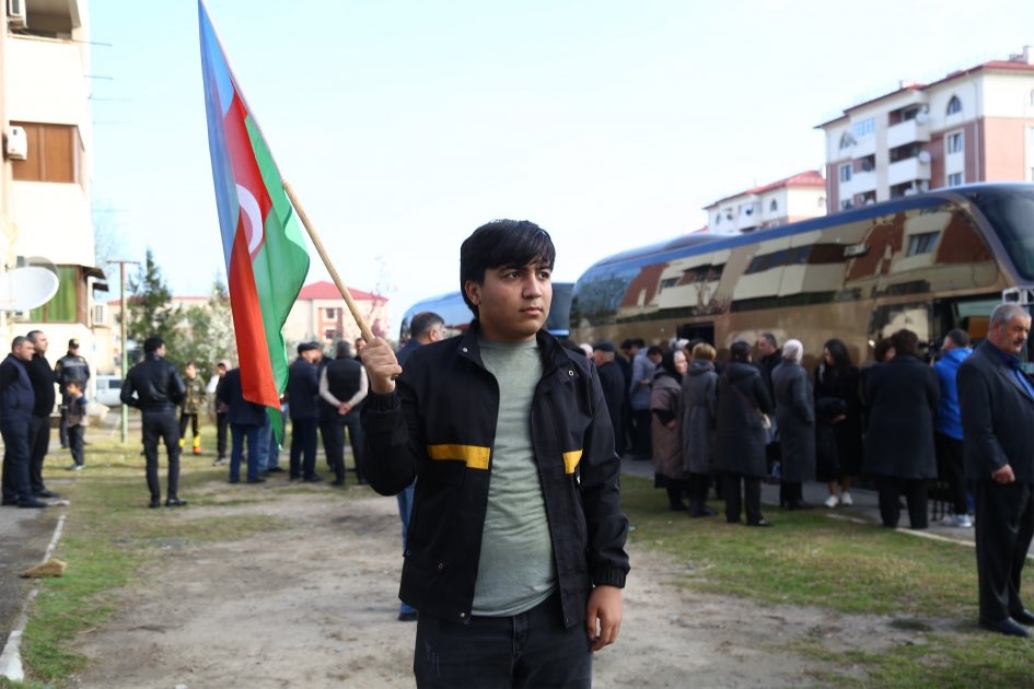 A farewell ceremony is held for those whose remains were found in Khojaly Remains of Khojaly genocide victims will be buried in #Khojaly 🇦🇿 A farewell ceremony for the martyrs is held in the IDP town located in the city of #Barda