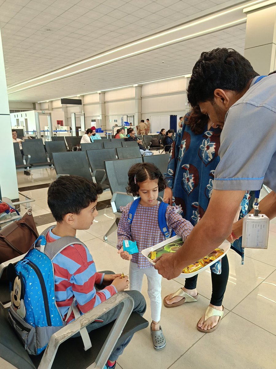 Hindon Airport tweet media
