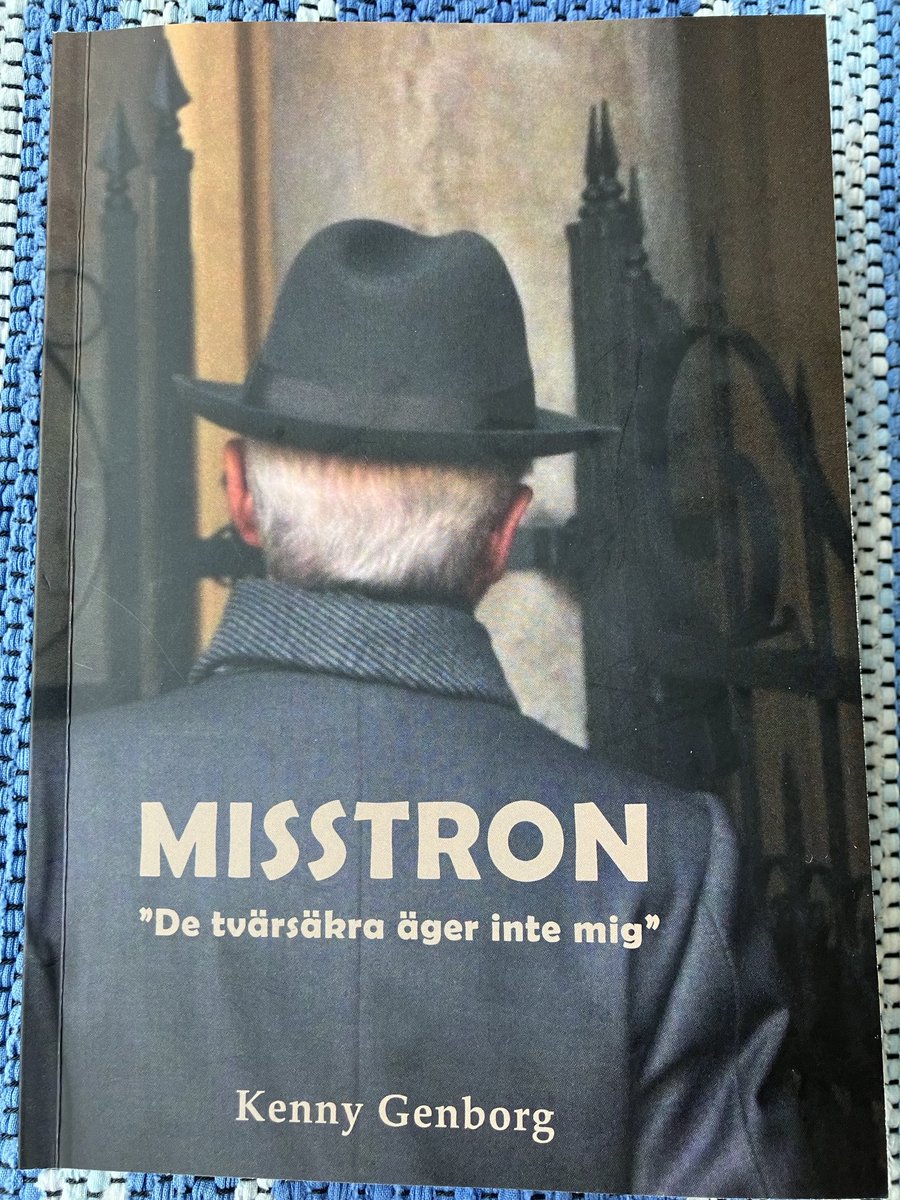 soffangbg's tweet photo. Misstron är författad av ⁦@KennyGenborg⁩ och utgiven på KGAB Förlag. Väldigt berörande om konsten att förhålla sig intellektuellt hederlig i vår tid. Som författaren skriver ”så som snacket kan gå när en koran brinner, och Ronaldo skrivit på för Saudiarabien.” Rekommenderas https://t.co/twhmlfv9Mr