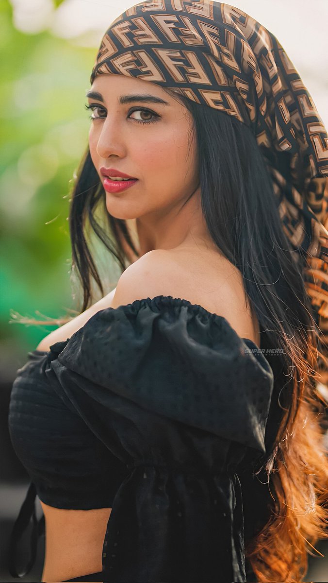 GJ-uzsYW0AAIDYs?format=jpg&name=medium