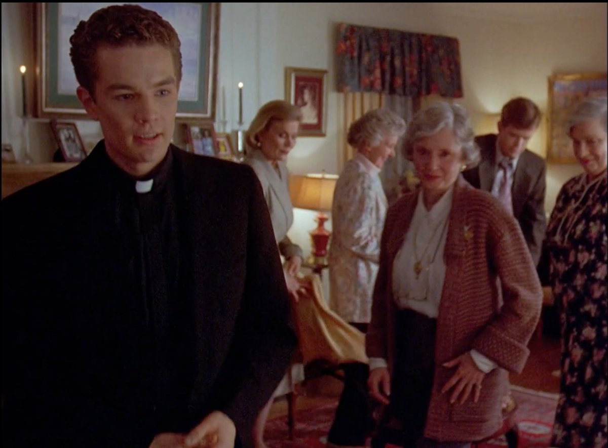 Pic of the Day: Baby!James Marsters as hot priest *cough* excuse me, uh... Reverend Harding... in Northern Exposure #4.14 'Grosse Pointe, 48230' 

@JamesMarstersOf #JamesMarsters #NorthernExposure #ImCurrentlyResistingTheUrgeToPunWithThatSurname #PrayForMe