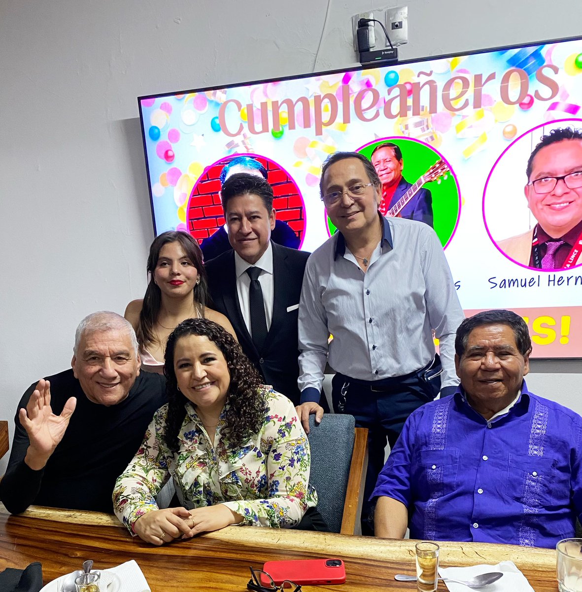 Con un ambiente festivo el pasado 28 de marzo el talentoso compositor Fidel  Rivera celebró su cumpleaños número 73, rodeado de amigos e invitados especiales. <a href="/LetyBarreraM/">Leticia Barrera</a>
<a href="/CNC_CEN/">CEN_CNC</a> <a href="/martinurieta/">Martín Urieta Solano</a> 
<a href="/SACM_Oficial/">SACM México</a> <a href="/rasainforma/">Rasainforma</a> <a href="/ForoMagazine/">Revista Foro Magzine</a> <a href="/unomasunomx/">unomasuno MX</a> <a href="/TVMundo_Digital/">TV MUNDO DIGITAL</a>
