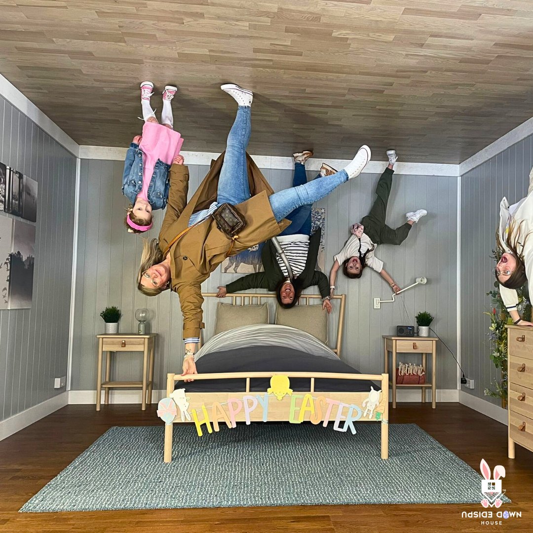 🌸 Happy Easter Sunday! 🌸

Our Brighton, Bournemouth and Westfield Houses are open as usual today and our team can't wait to celebrate with you 🙃🏡