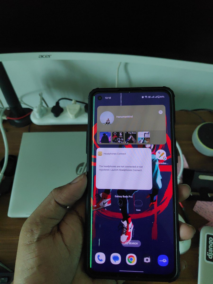 YDU_PR's tweet image. Loyal to disappointed:Owned OnePlus9R since April'21.Dec'22,green line issue post-update.Service fixed it,but it's back now.Exploring other brands.They won't confirm it won't happen again.Another service round worth it?@OnePlus_IN @OnePlus_Support Definitely NO! #OnePlusFail #9R