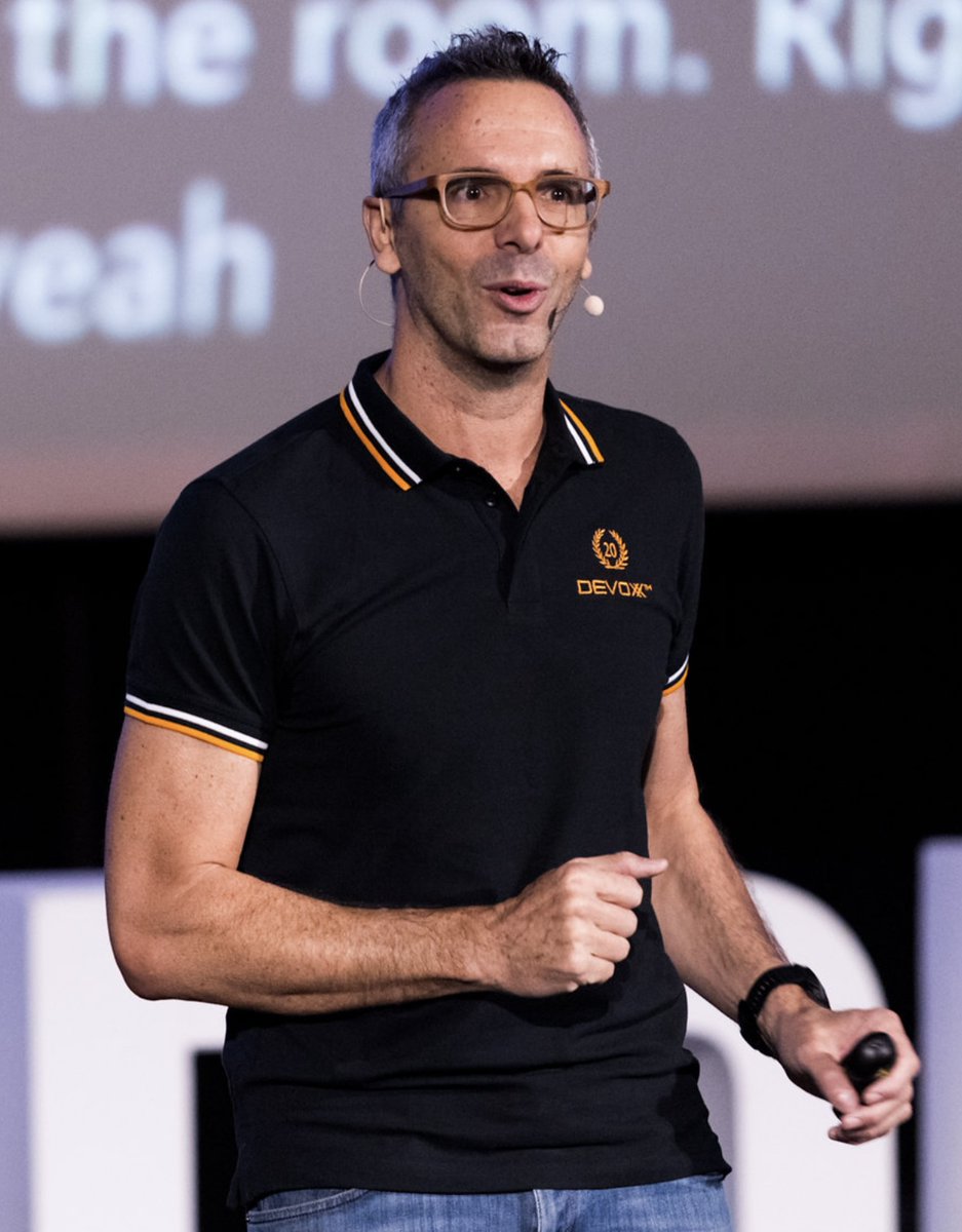 Devoxx's tweet image. Get your #Devoxx Belgium 20th Edition Polo !! 
If interested, drop an e-mail to ✉️ kle@devoxx.com
🤩 #CollectorItem 
🛒 29.95 Euro + Taxes &amp;amp; shipping
Sizes: S, M, L, XL, XXL