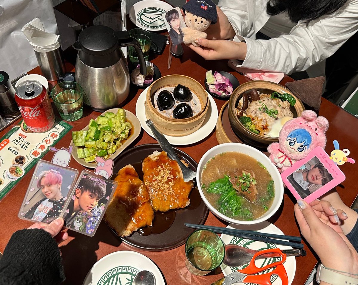 asddager's tweet image. 마크야..