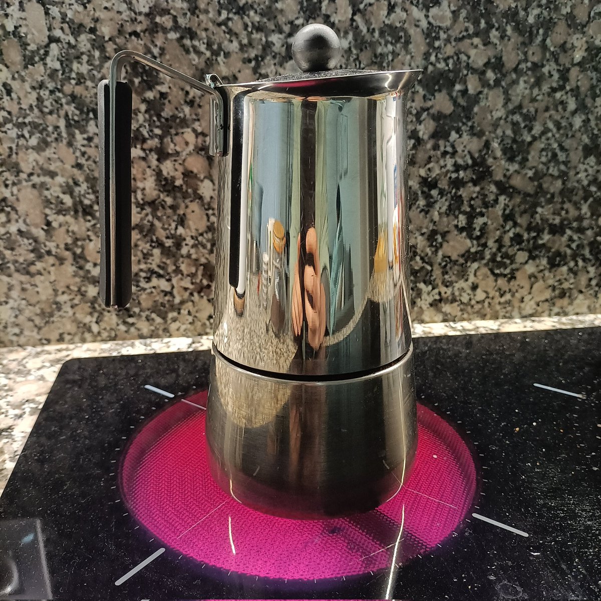 something polyglot 🇪🇺🇧🇪🏳️🌈 tweet media