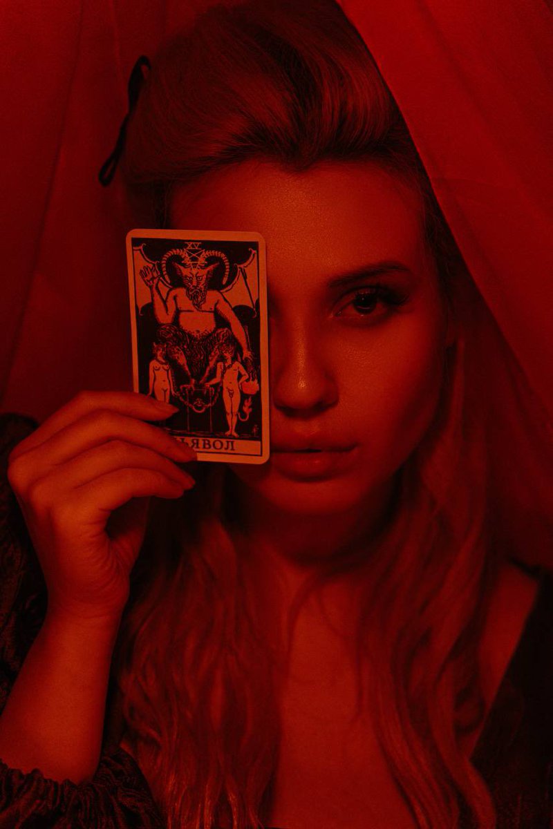 🔮 . ݁₊ ⊹ . ݁˖ . ݁   ‘ .  🫧𓇼𓏲*ੈ✩‧₊˚🎐
              слежу  за  всеми,  кто  ещё  не  послушал  “ Питер — город криминала ”   😈

     тречок доступен на всех платформах! и это только начало… 😋