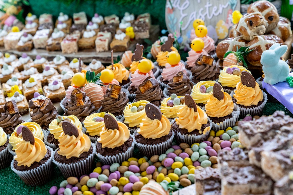 Happy Easter Weekend! However you enjoy the Easter weekend, we hope you get time to spend with loved ones. For some Easter inspiration, we present to you, Pangbourne College and their incr-EDIBLE display!